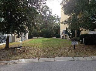 15 Corrine Ln, Hilton Head Island, SC 29928