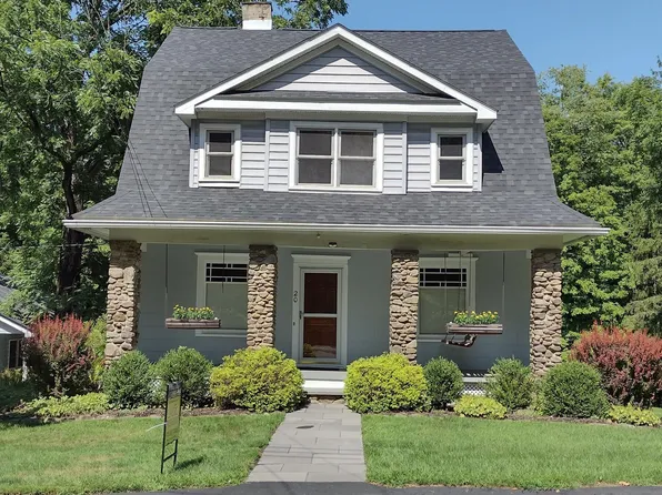 20 Riverside Dr, Factoryville, PA 18419