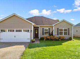 272 Maple Hill Ct, Bowling Green, KY 42101