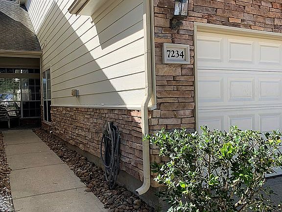 Walkway entry to front door