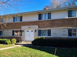 7318 W Fernwood Cir APT 2, Milwaukee, WI 53219