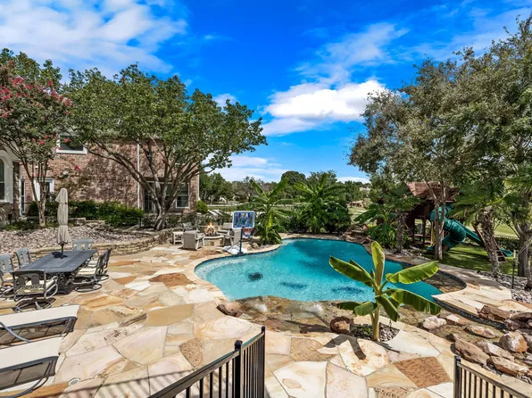 7532 Bradford Pear Dr, Irving, TX 75063