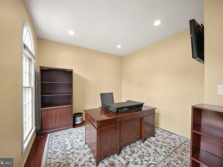 5667 Lonesome Dove Ct — Photo 13