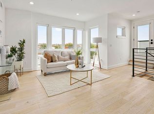 765 18th St NE Penthouse 5, Washington, DC 20002