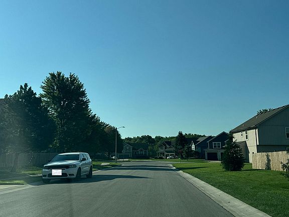 4th image of 2509 SW Rustic Cir