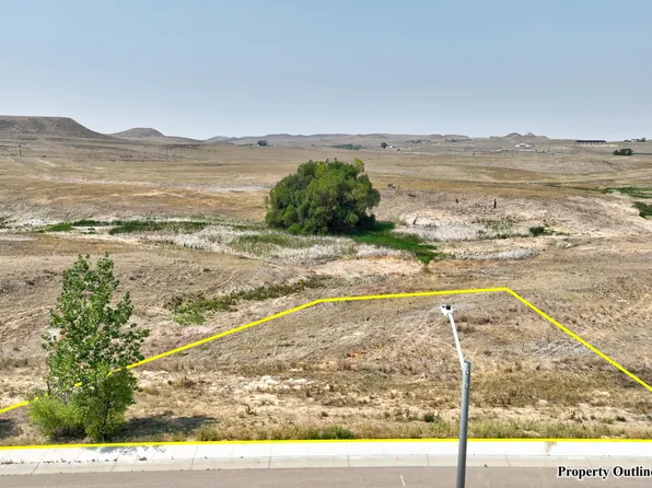 414 Mountain Shadow Dr, Gillette, WY 82718