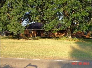 1126 Utica Rd, Crystal Springs, MS 39059