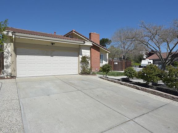 2nd image of 673 Giraudo Dr