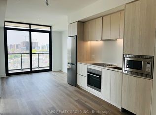 86 Dundas St E #816, Mississauga, ON L5A 1W4