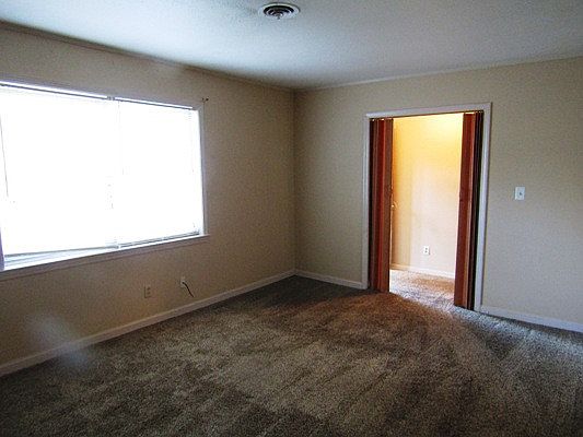 2nd image of 825 Melody Ln