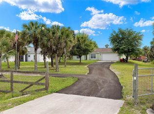 2710 34th Ave SE, Naples, FL 34117