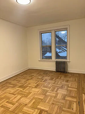 Rented by Chana Ofek, LREB | media 3