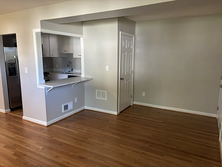 505 Epsom Rd #1D — Photo 7