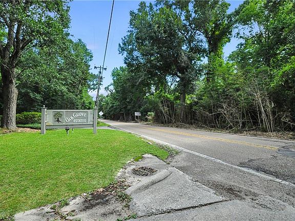 4th image of Robert Blvd