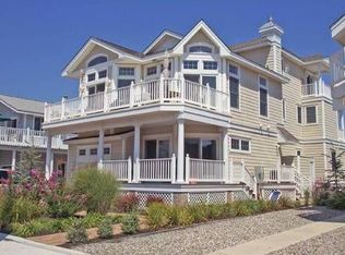 45 E 20th St, Avalon, NJ 08202