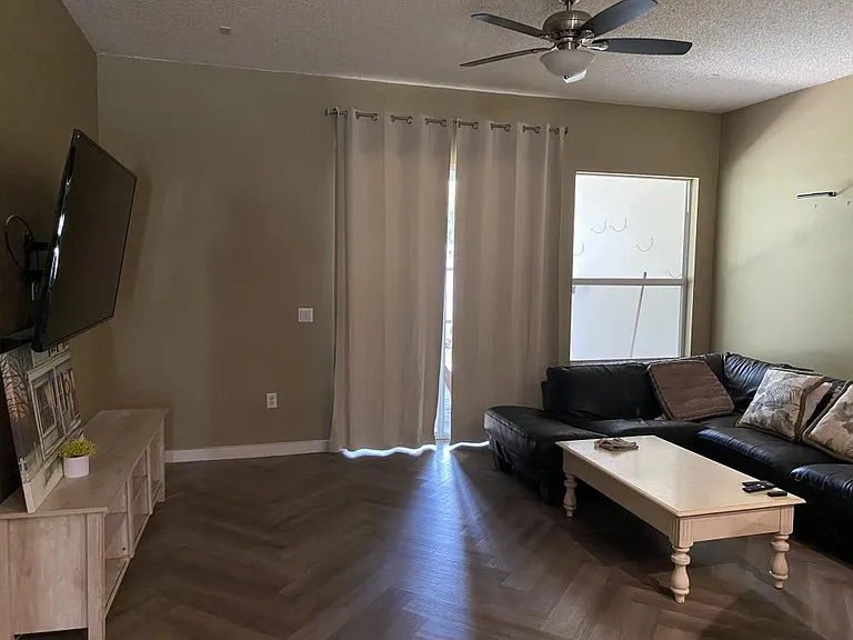 54 Burning Bush Dr — Photo 6