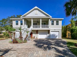 216 N Spring Blvd, Tarpon Springs, FL 34689