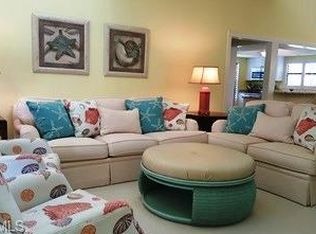236 6th Ave S, Naples, FL 34102