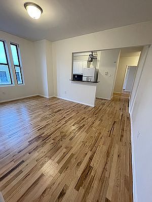 3rd image of 35 Fort Washington Ave APT 5G