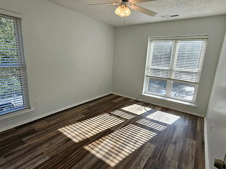 4434 Little River Dr #208 — Photo 10