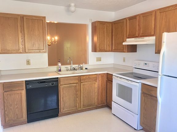 5th image of 5107 Ariana Ct