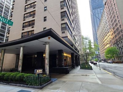 850 N Dewitt Pl APT 17K, Chicago, IL, 60611