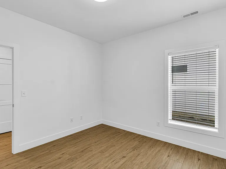 70 E Airport Rd #34 — Photo 18