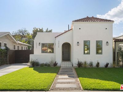 3035 12th Ave, Los Angeles, CA, 90018