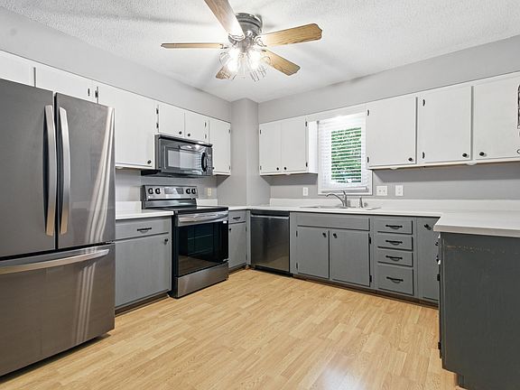 5th image of 1607 S 6th St
