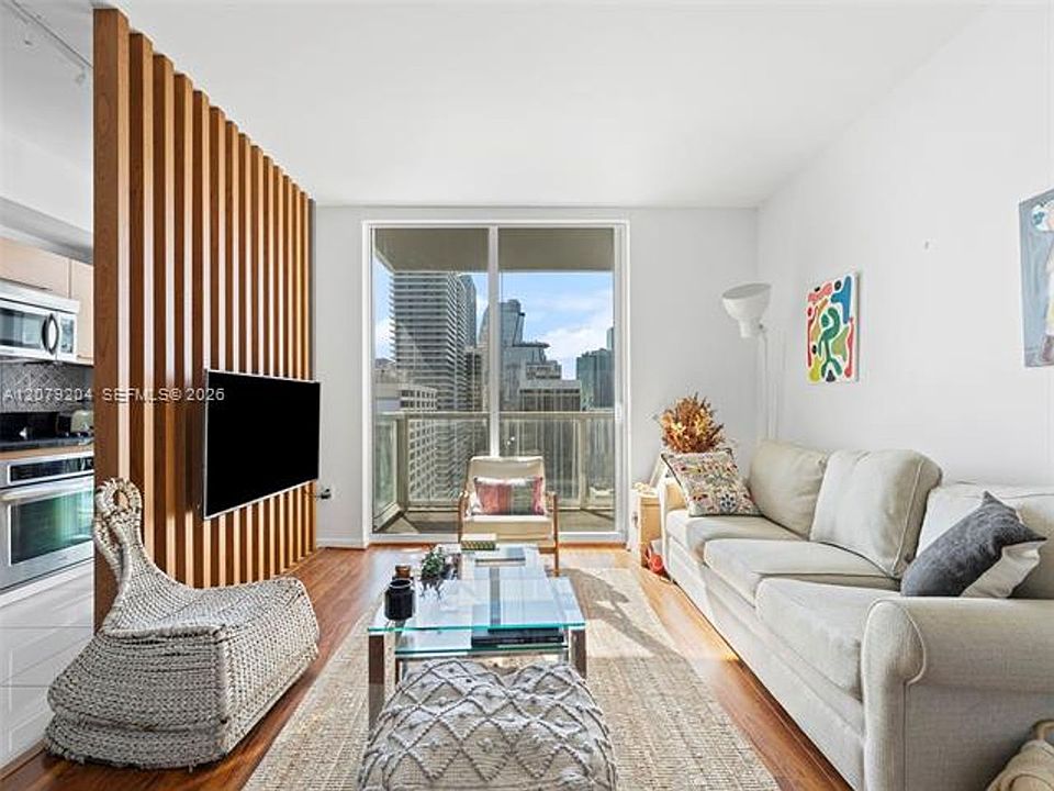 1st image of 244 Biscayne Blvd APT 3105