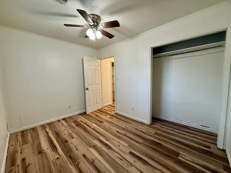 3705 Griffin St — Photo 13