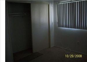 3rd image of 4792 Leroy St