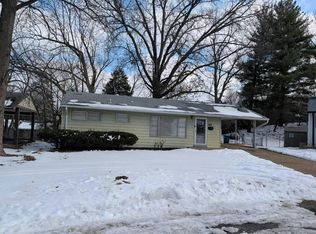 10104 Jett Dr, Saint Louis, MO 63136