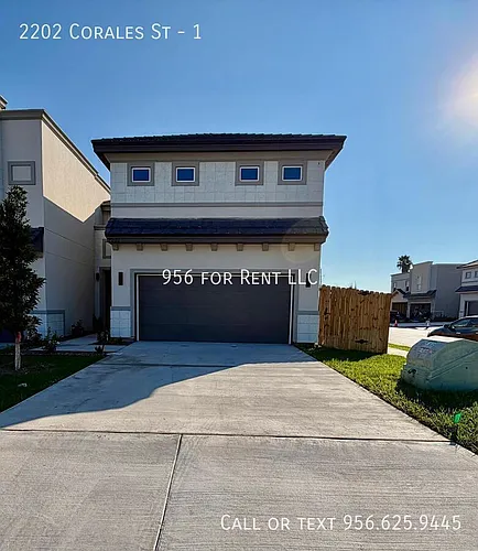 2202 Corales St #1 Photo 1