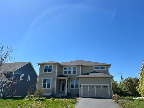 2630 Waters Ct, Victoria, MN 55386