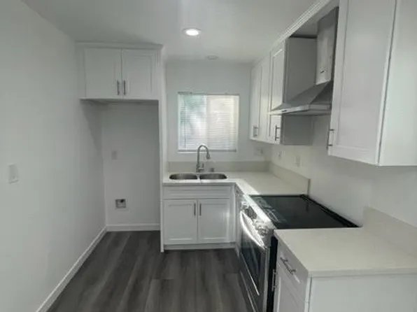 3100 Flintridge Dr #B, Fullerton, CA 92835