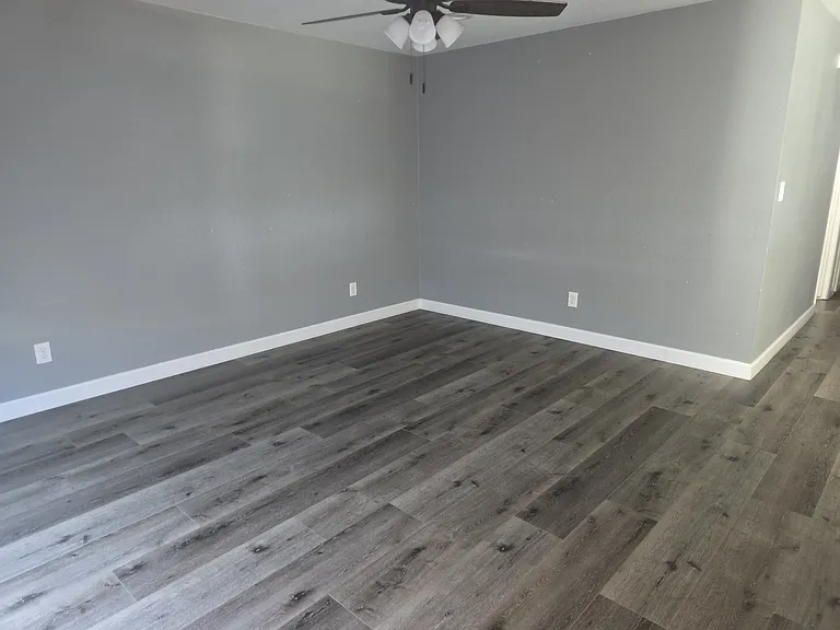 16234 School Ct — Photo 6