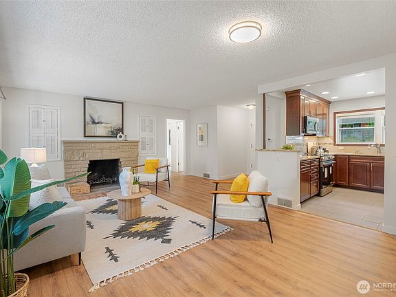 5th image of 1250 NE 188th Street