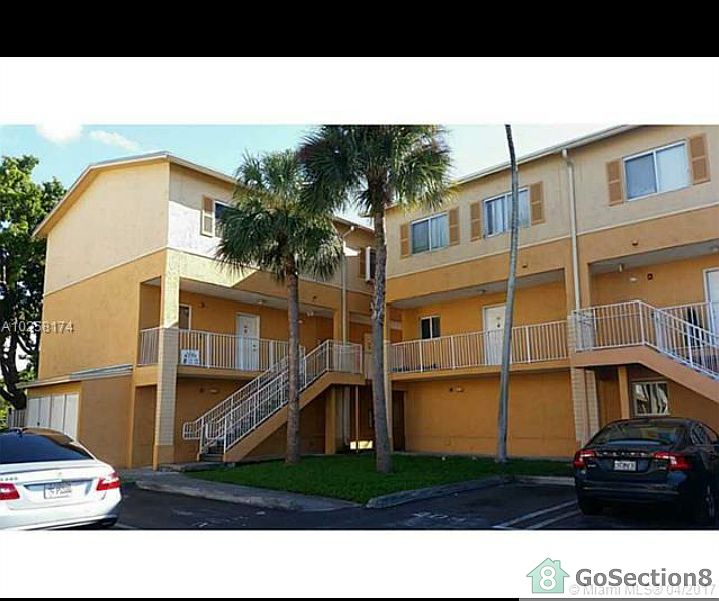 1st image of 6225 Kendale Lakes Cir #257