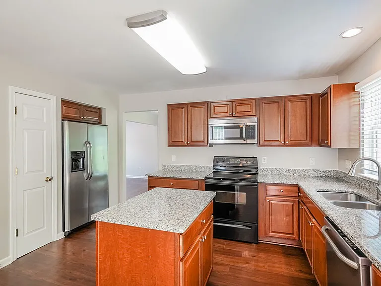 1437 Timber Ridge Cir — Photo 9