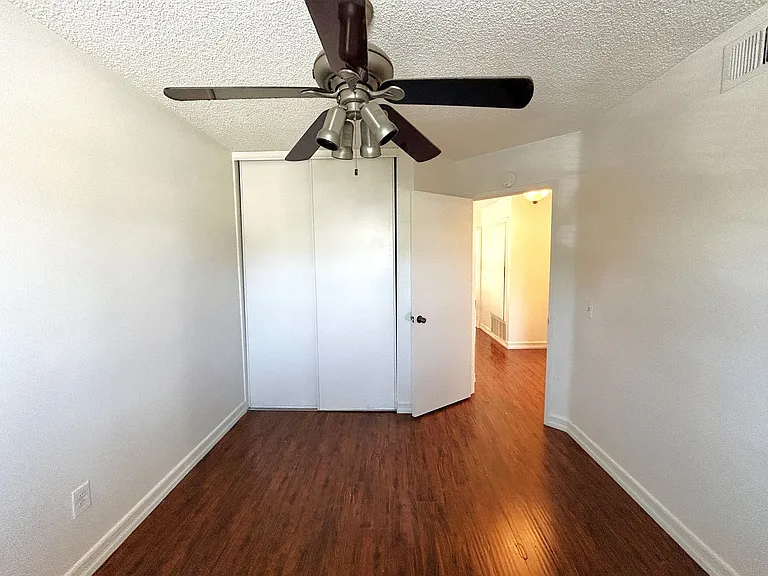 3214 Canary Ct — Photo 15
