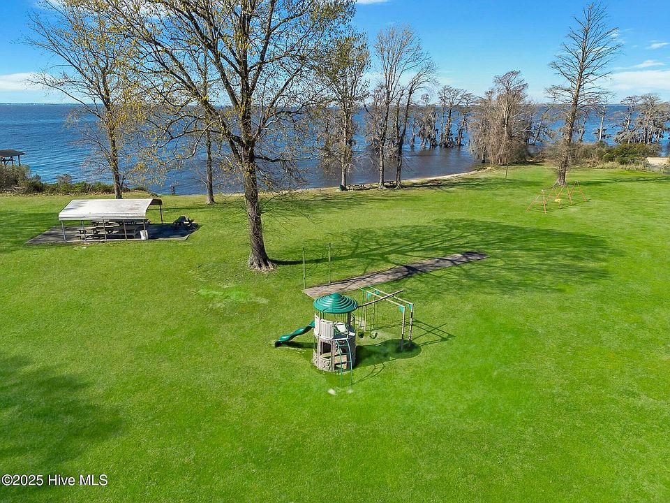 2nd image of 306 Cypress Drive