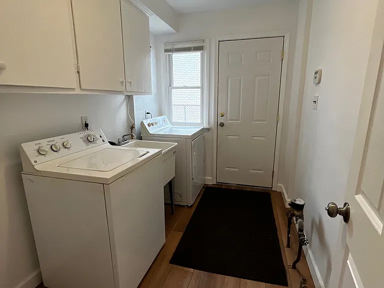 28070 Brentwood St — Photo 17