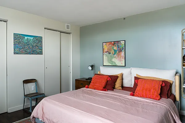 Rented by Nest Seekers International | media 7