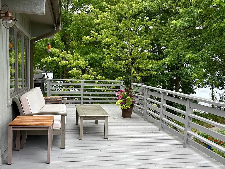 11395 Lakeshore Dr — Photo 5
