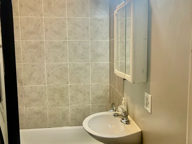 707 Salisbury St #707 — Photo 10