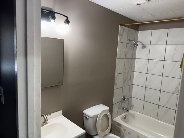 2849 N 22nd St FLOOR 2