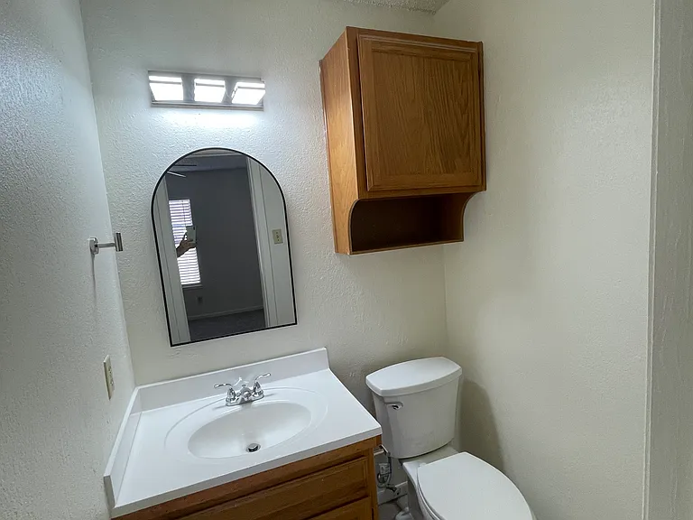 13139 Temple Cir — Photo 5