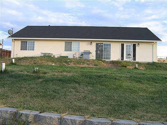 2nd image of 3189 Yolo Ct