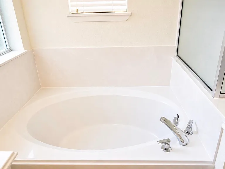 4205 Bent Wood Ct — Photo 17